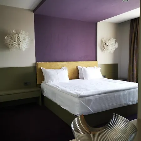 Park Romantica Hotel 2*
